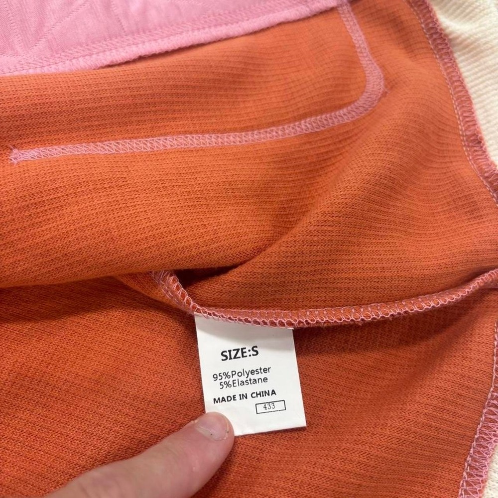 Mod Boutique Pink, White & Orange Quilted Jacket Geometric Pattern Size Small - Picture 4 of 7